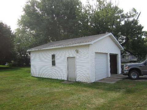 501 E Washington St, Donovan, IL 60931 photo 10