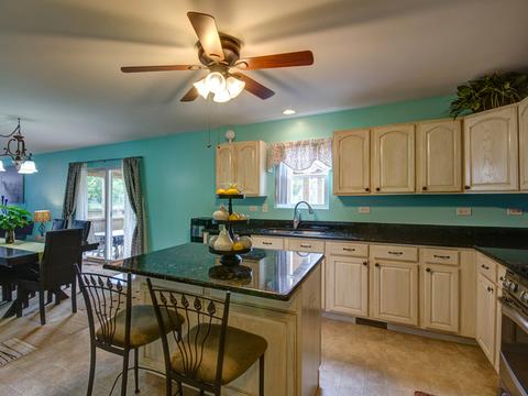 5510 Salma St, Plainfield, IL 60586 photo 10