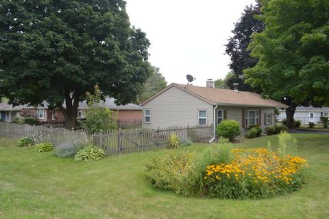 4402 N Dennis Blvd, Johnsburg, IL 60051 photo 2