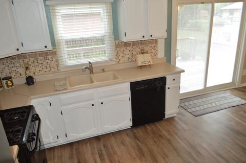 4402 N Dennis Blvd, Johnsburg, IL 60051 photo 4