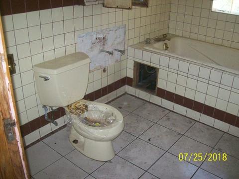 365 E 70th St, Chicago, IL 60637 photo 8