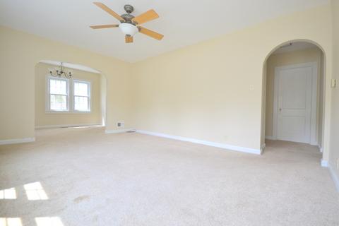 116 Beveridge Ave, Ottawa, IL 61350 photo 2