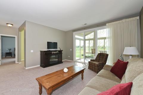 2805 Beacon Point Cir, Elgin, IL 60124 photo 3
