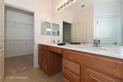 2805 Beacon Point Cir, Elgin, IL 60124 photo 11