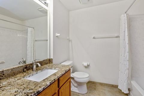 3100 Town Square Dr #106, Rolling Meadows, IL 60008 photo 10