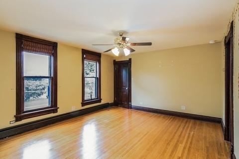 216 Elm St, Elgin, IL 60123 photo 13