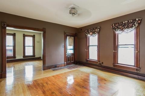 216 Elm St, Elgin, IL 60123 photo 6
