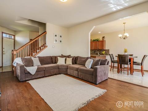 511 Goodwin Dr, Bolingbrook, IL 60440 photo 6