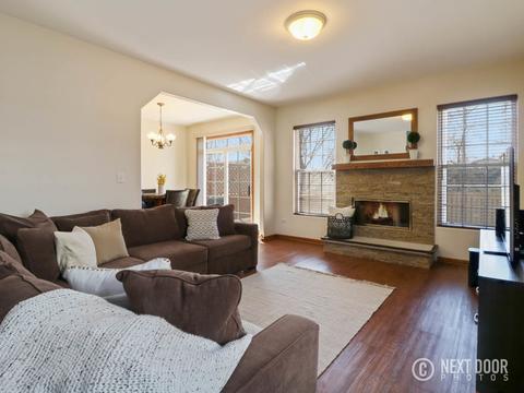 511 Goodwin Dr, Bolingbrook, IL 60440 photo 4