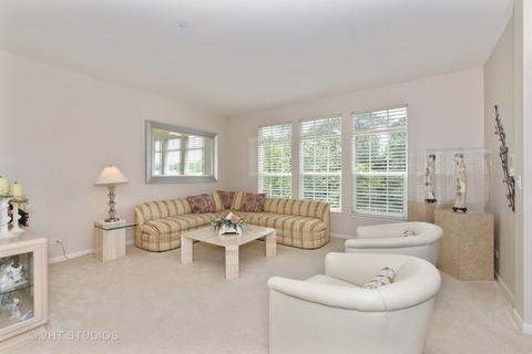 2653 Maple Cir, West Dundee, IL 60118 photo 4