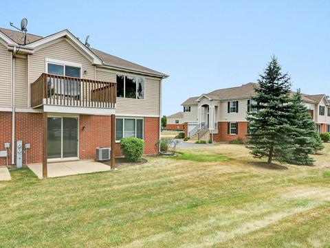 408 Legend Ln, Mchenry, IL 60050 photo 17