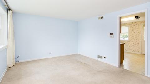 9033 Monroe Ave, Brookfield, IL 60513 photo 4