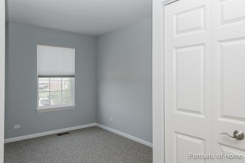 362 Broadmoor Ln, Bartlett, IL 60103 photo 8