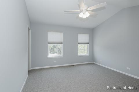 362 Broadmoor Ln, Bartlett, IL 60103 photo 5