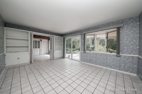 29 Devonshire Dr, Oak Brook, IL 60523 photo 13