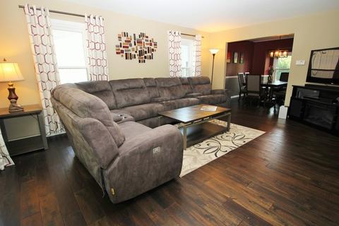 865 Crest Dr, Cary, IL 60013 photo 6