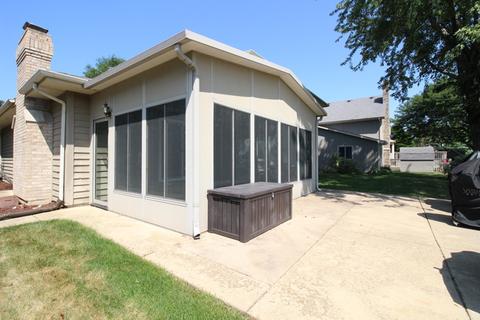 865 Crest Dr, Cary, IL 60013 photo 18