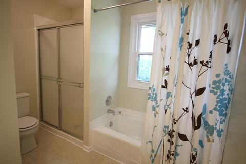 865 Crest Dr, Cary, IL 60013 photo 28