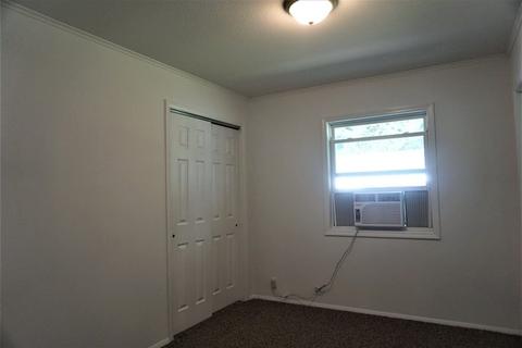 511 Jackson St, Champaign, IL 61821 photo 10