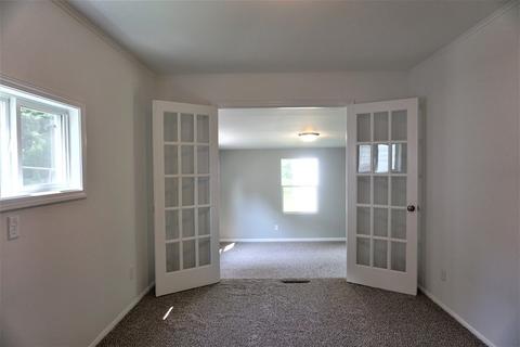 511 Jackson St, Champaign, IL 61821 photo 18