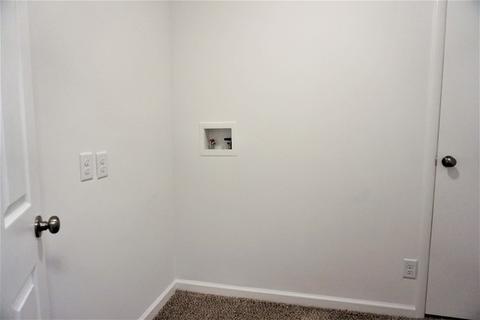511 Jackson St, Champaign, IL 61821 photo 15