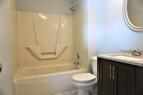 511 Jackson St, Champaign, IL 61821 photo 12