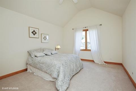 1960 Darling St, Wheaton, IL 60187 photo 24