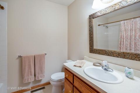 306 Chippewa Dr, Minooka, IL 60447 photo 13