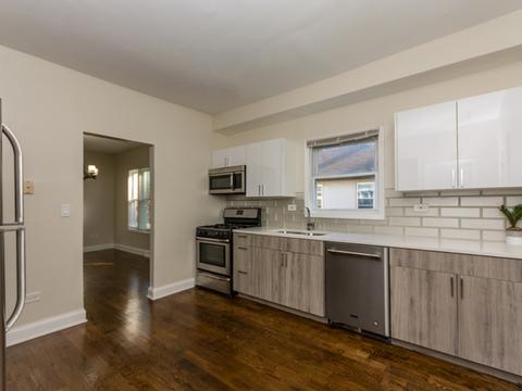 351 W 115th St, Chicago, IL 60628 photo 3
