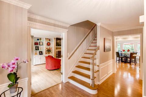 2327 Albright Ln, Wheaton, IL 60189 photo 5