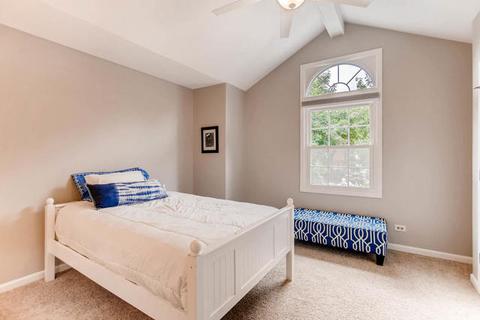 2327 Albright Ln, Wheaton, IL 60189 photo 14