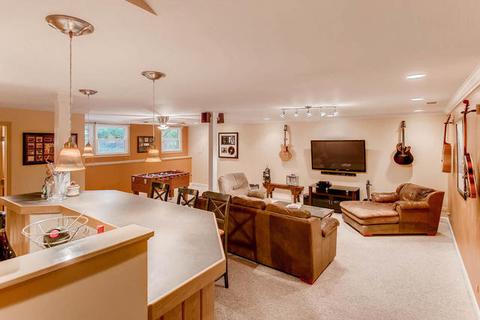 2327 Albright Ln, Wheaton, IL 60189 photo 21