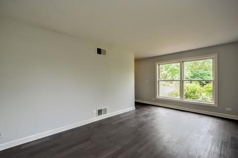 3606 Robin Ct, Spring Grove, IL 60081 photo 8