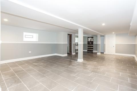 711 E 88th Pl, Chicago, IL 60619 photo 26