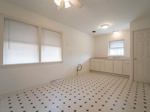 3351 E 106th St, Chicago, IL 60617 photo 16