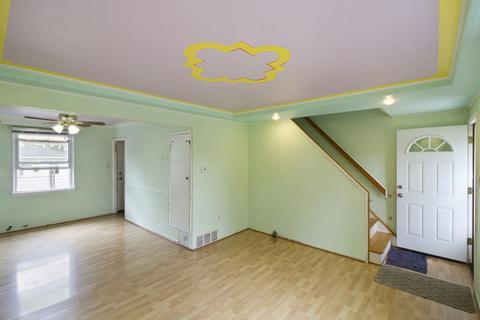 328 Alles St, Des Plaines, IL 60016 photo 4
