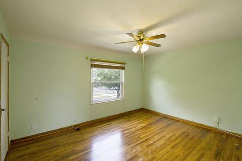 328 Alles St, Des Plaines, IL 60016 photo 9