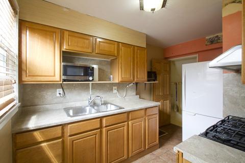 328 Alles St, Des Plaines, IL 60016 photo 6