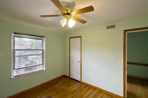 328 Alles St, Des Plaines, IL 60016 photo 11