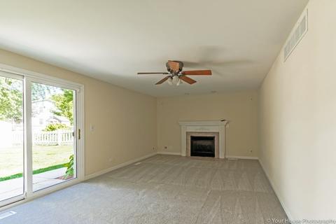 3960 Whispering Trails Dr, Hoffman Estates, IL 60192 photo 16