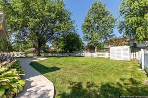 3960 Whispering Trails Dr, Hoffman Estates, IL 60192 photo 4