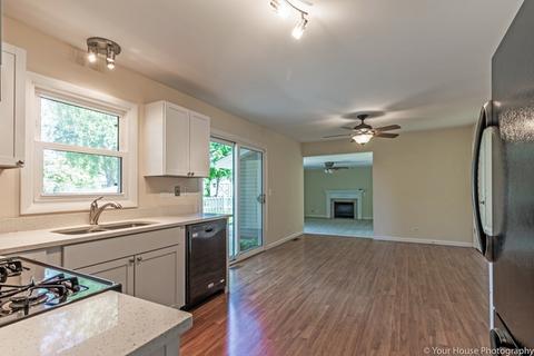 3960 Whispering Trails Dr, Hoffman Estates, IL 60192 photo 13