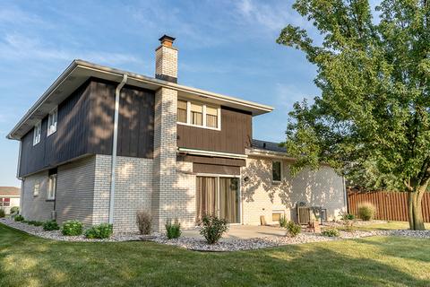 15612 Pine Rd, Oak Forest, IL 60452 photo 17