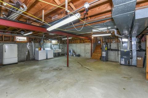 15612 Pine Rd, Oak Forest, IL 60452 photo 13