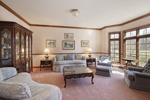3722 Maple Ave, Northbrook, IL 60062 photo 4