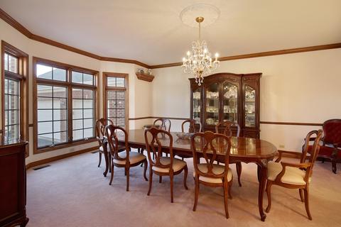 3722 Maple Ave, Northbrook, IL 60062 photo 5