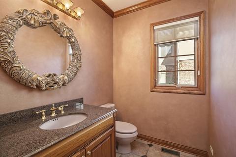 3722 Maple Ave, Northbrook, IL 60062 photo 11