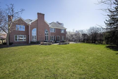 3722 Maple Ave, Northbrook, IL 60062 photo 3