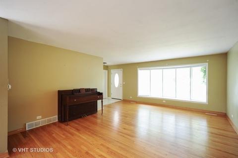 1759 E Cree Ln, Mount Prospect, IL 60056 photo 5