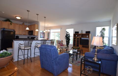 1482 Millbrook Dr, Algonquin, IL 60102 photo 3
